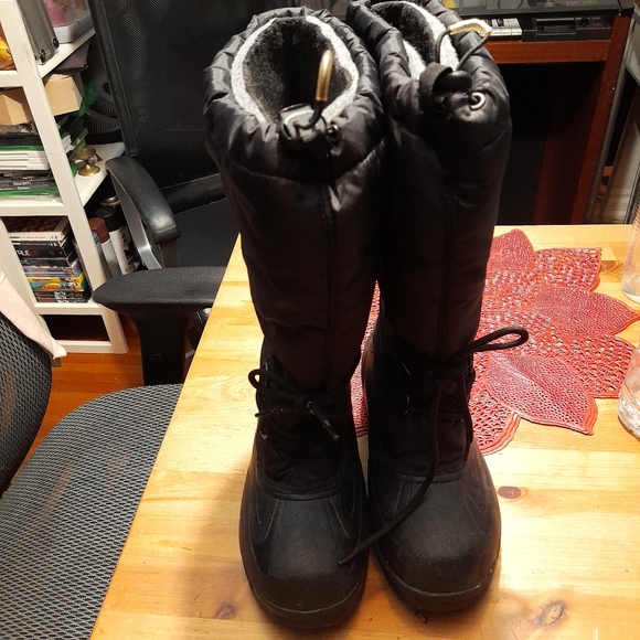 Sorel snowlion winter boots - Picture 4 of 10